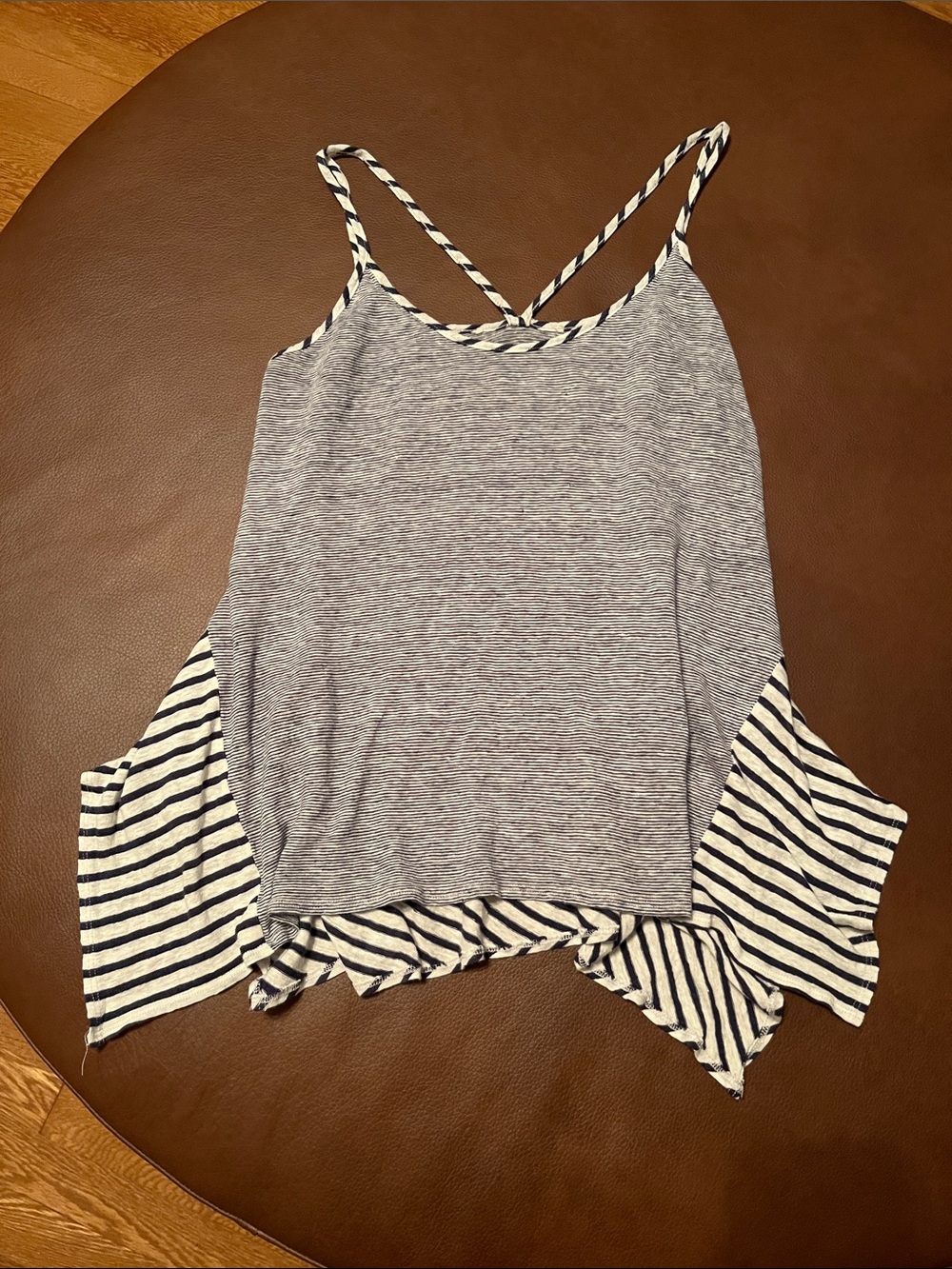 LA relaxed 100% linen flowy strapy tank medium